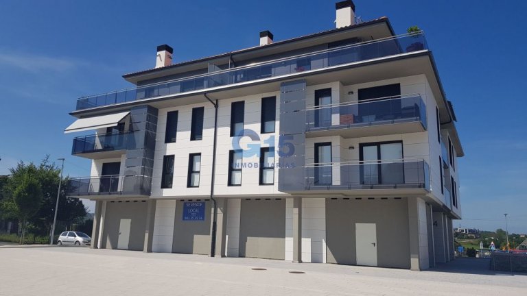 Foto 2 de LOCAL DIAFANO SAGREGABLE JUNTO A GRAN PLAZA EN ZATARAIN