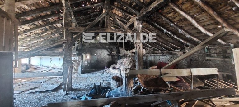 Foto 20 de PARTZELA eta BASERRIA SALGAI - PARCELA y CASERIO A LA VENTA