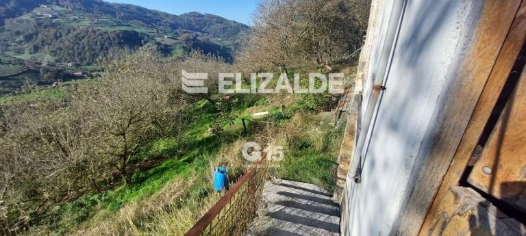 Foto 28 de PARTZELA eta BASERRIA SALGAI - PARCELA y CASERIO A LA VENTA