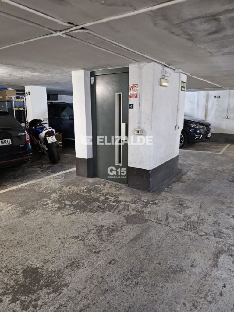 Foto 7 de RAYA DE GARAJE PARA COCHE MEDIANO