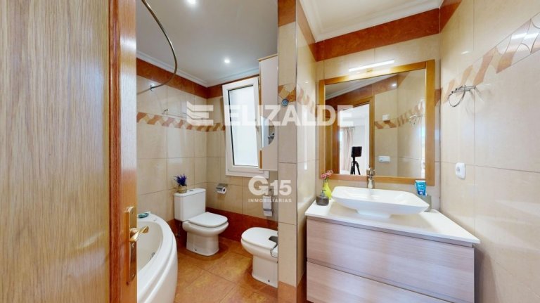 Foto 35 de VENTA DE DÚPLEX CON GRAN TERRAZA EN BERIO