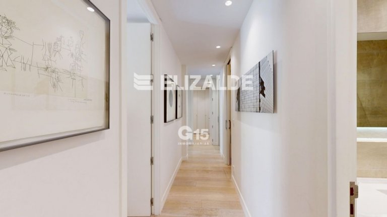 Foto 24 de ESPECTACULAR PISO EN ESQUINA