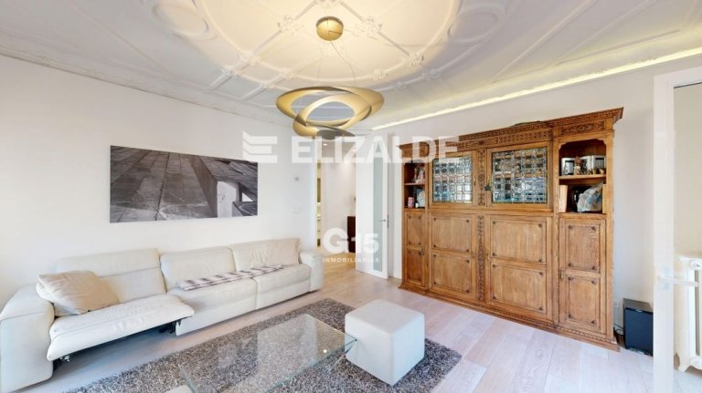 Foto 25 de ESPECTACULAR PISO EN ESQUINA