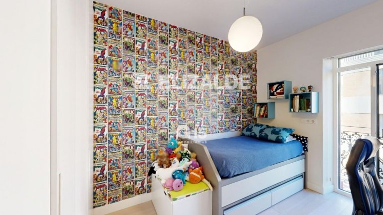 Foto 33 de ESPECTACULAR PISO EN ESQUINA