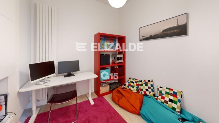 Foto 64 de ESPECTACULAR PISO EN ESQUINA