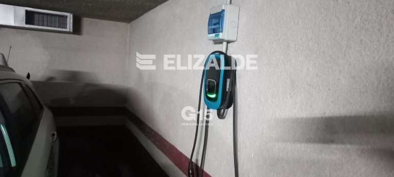 Foto 4 de VENTA DE PLAZA DE GARAJE CON TOMA CARGA ELÉCTRICA
