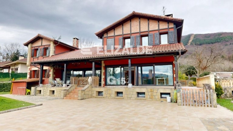 Foto 8 de IMPONENTE CASA EN JAIZUBIA - HONDARRIBIA