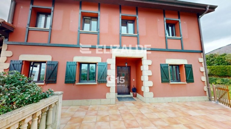 Foto 11 de IMPONENTE CASA EN JAIZUBIA - HONDARRIBIA