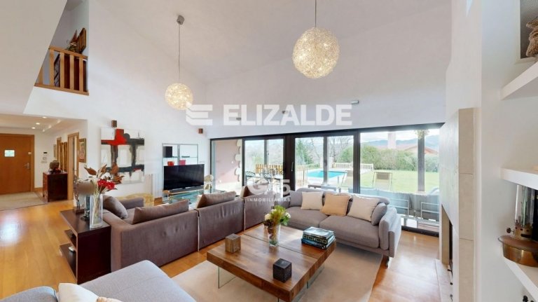 Foto 50 de IMPONENTE CASA EN JAIZUBIA - HONDARRIBIA