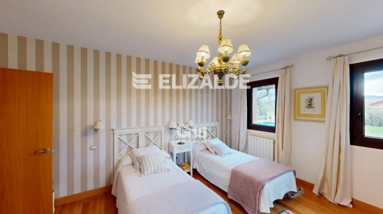 Foto 57 de IMPONENTE CASA EN JAIZUBIA - HONDARRIBIA