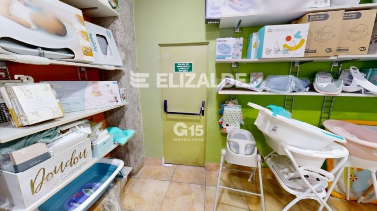 Foto 22 de GRAN LOCAL COMERCIAL EN CALLE EASO