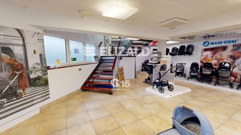 Foto 25 de GRAN LOCAL COMERCIAL EN CALLE EASO