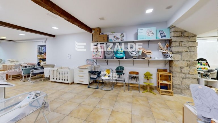 Foto 27 de GRAN LOCAL COMERCIAL EN CALLE EASO