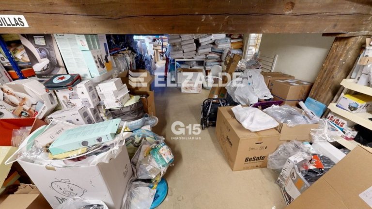 Foto 28 de GRAN LOCAL COMERCIAL EN CALLE EASO