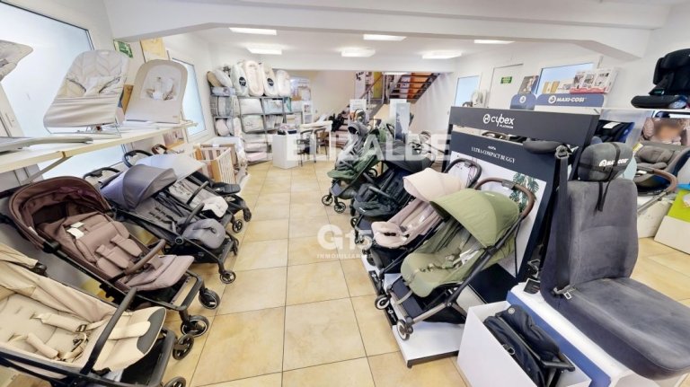 Foto 34 de GRAN LOCAL COMERCIAL EN CALLE EASO