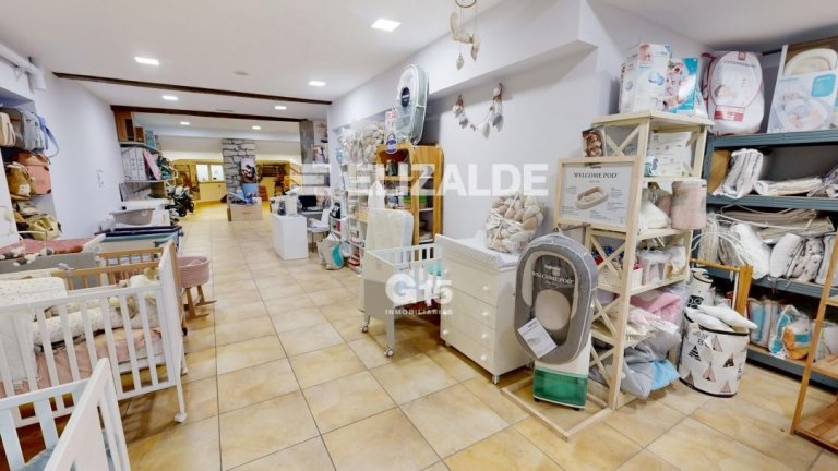 Foto 51 de GRAN LOCAL COMERCIAL EN CALLE EASO