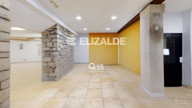 Foto 56 de GRAN LOCAL COMERCIAL EN CALLE EASO