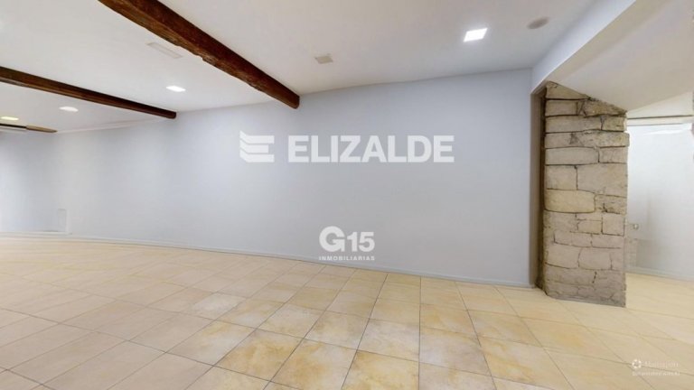 Foto 57 de GRAN LOCAL COMERCIAL EN CALLE EASO