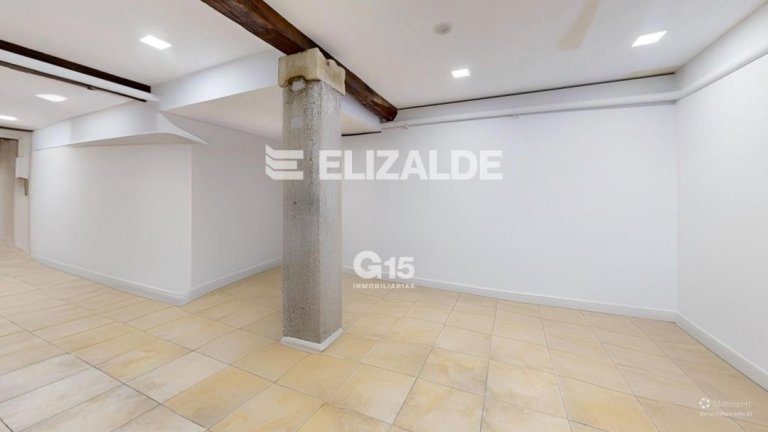 Foto 61 de GRAN LOCAL COMERCIAL EN CALLE EASO