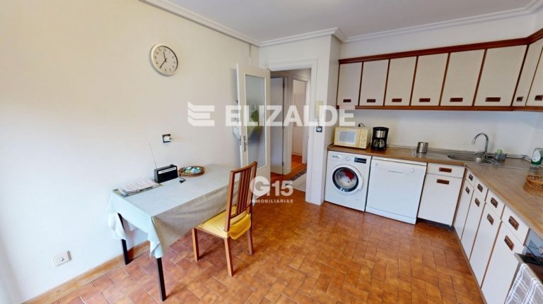 Foto 12 de En el centro de Lasarte