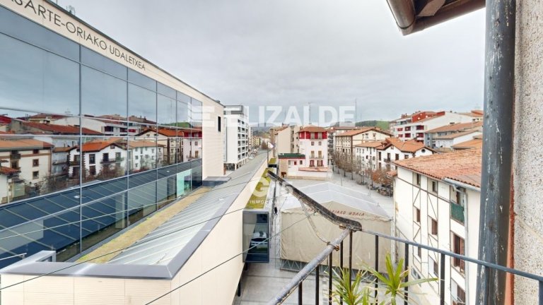 Foto 16 de En el centro de Lasarte