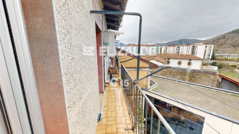 Foto 17 de En el centro de Lasarte