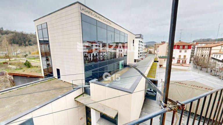 Foto 23 de En el centro de Lasarte