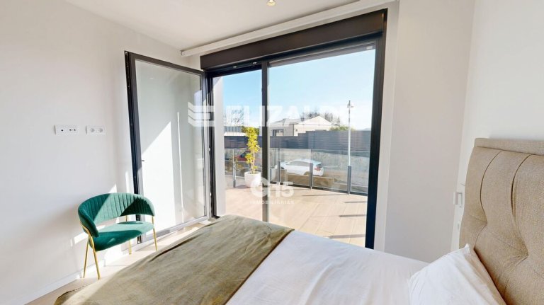 Foto 12 de HERMOSA VILLA, CON TERRAZA, JARDIN, EN ATOTXA ERREKA