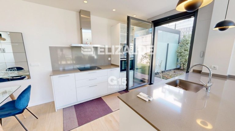 Foto 24 de HERMOSA VILLA, CON TERRAZA, JARDIN, EN ATOTXA ERREKA