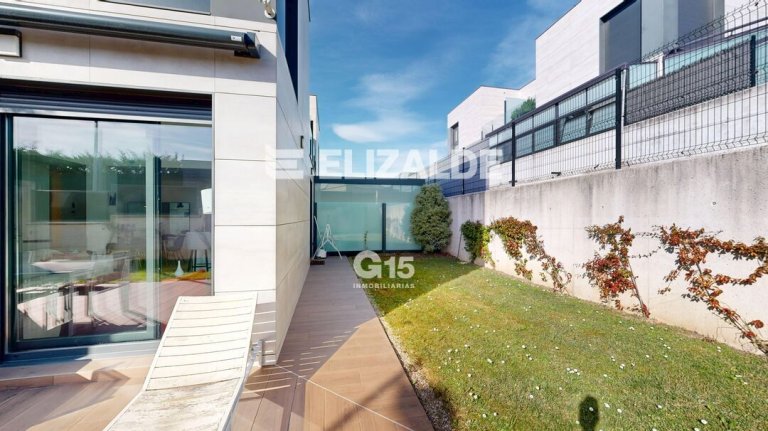 Foto 37 de HERMOSA VILLA, CON TERRAZA, JARDIN, EN ATOTXA ERREKA