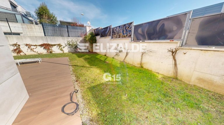 Foto 39 de HERMOSA VILLA, CON TERRAZA, JARDIN, EN ATOTXA ERREKA