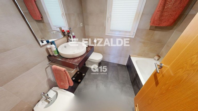 Foto 11 de ESQUINA IMPECABLE TERRAZA