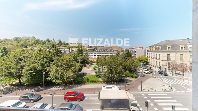 Foto 34 de ESQUINA IMPECABLE TERRAZA