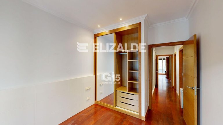 Foto 36 de ÁTICO CON TERRAZA en EUSKAL HERRIA KALEA