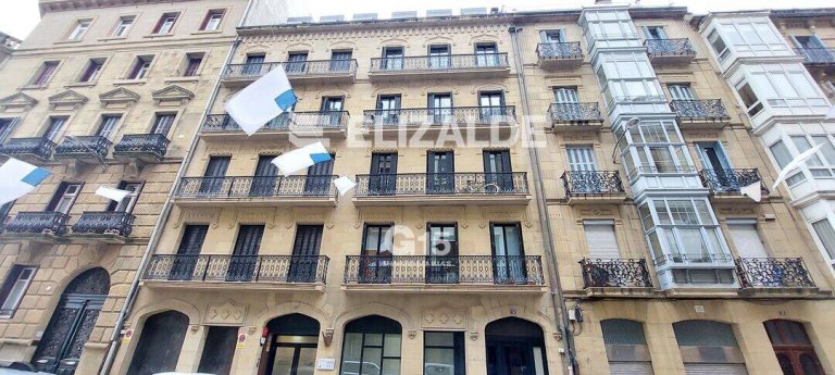 Foto 51 de ÁTICO CON TERRAZA en EUSKAL HERRIA KALEA