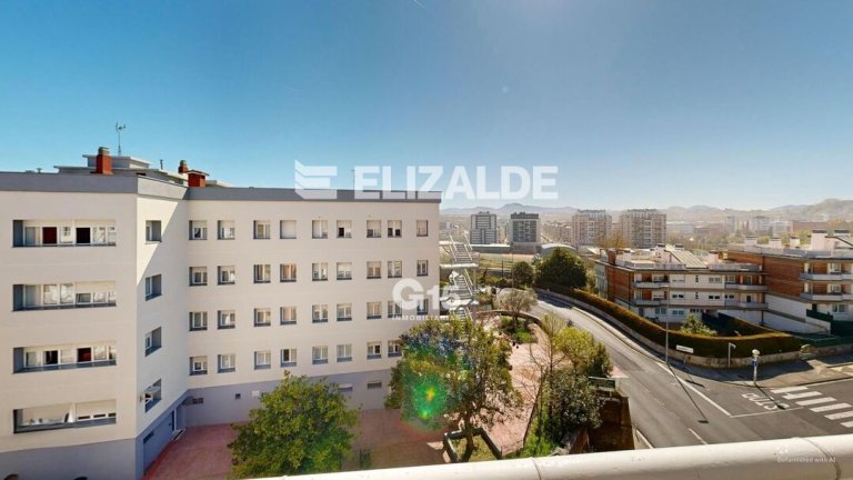 Foto 36 de PRECIOSO ÁTICO CON TERRAZA SUR