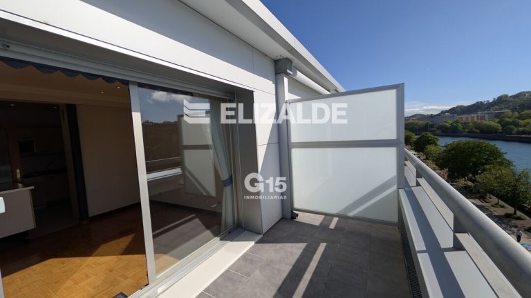 Foto 5 de ÁTICO DÚPLEX CON TERRAZA Y VISTAS AL RÍO