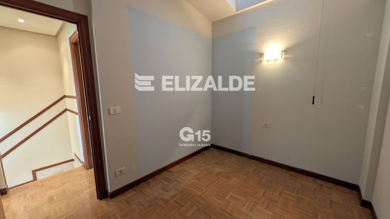 Foto 20 de ÁTICO DÚPLEX CON TERRAZA Y VISTAS AL RÍO