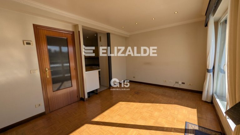 Foto 33 de ÁTICO DÚPLEX CON TERRAZA Y VISTAS AL RÍO