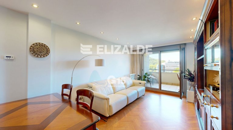 Foto 3 de PRECIOSA VIVIENDA CON VISTAS AL RÍO