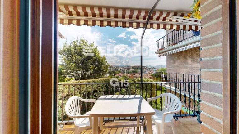 Foto 10 de PISO EN RODIL: 3hab, 2baños, terraza, vistas, raya garaje, trastero en bajo cubierta.