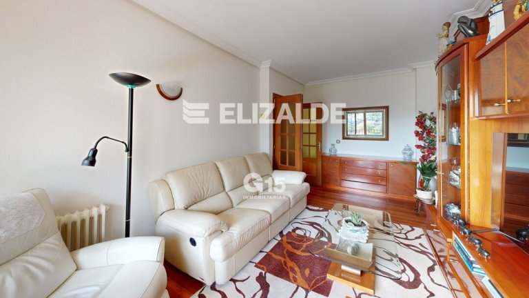 Foto 14 de PISO EN RODIL: 3hab, 2baños, terraza, vistas, raya garaje, trastero en bajo cubierta.