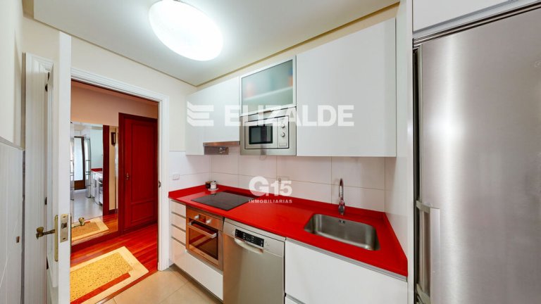 Foto 18 de PISO EN RODIL: 3hab, 2baños, terraza, vistas, raya garaje, trastero en bajo cubierta.