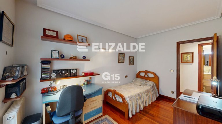 Foto 26 de PISO EN RODIL: 3hab, 2baños, terraza, vistas, raya garaje, trastero en bajo cubierta.