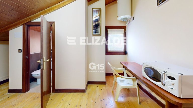 Foto 37 de PISO EN RODIL: 3hab, 2baños, terraza, vistas, raya garaje, trastero en bajo cubierta.