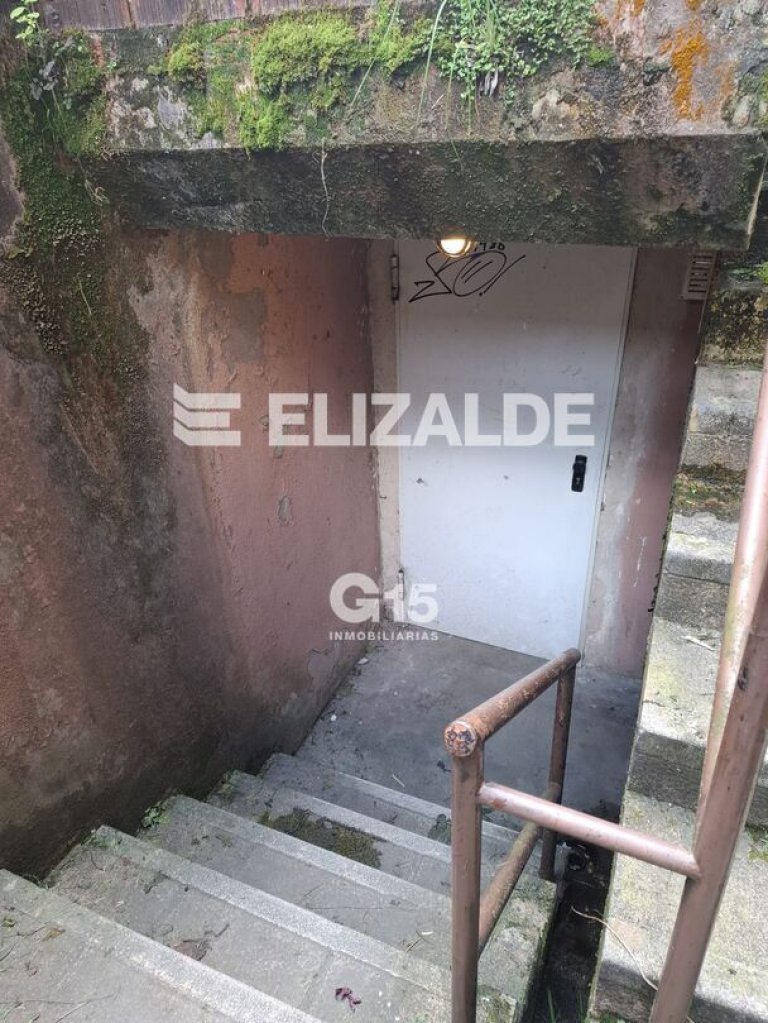 Foto 10 de Se vende plaza de garaje en la zona de Urbarte