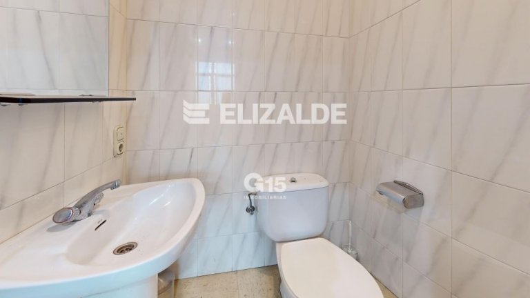 Foto 40 de LOCAL DE 150m² EN CALLE TOMAS GROS