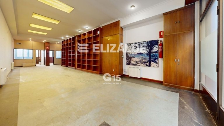 Foto 46 de LOCAL DE 150m² EN CALLE TOMAS GROS