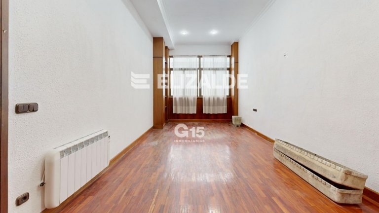 Foto 48 de LOCAL DE 150m² EN CALLE TOMAS GROS