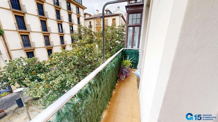 Foto 40 de Bonito piso exterior y soleado en Plaza Sarriegi Foto 40 de Bonito piso exterior y soleado en Plaza Sarriegi